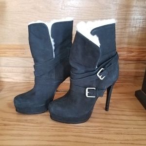 La Victoire Heeled Boots